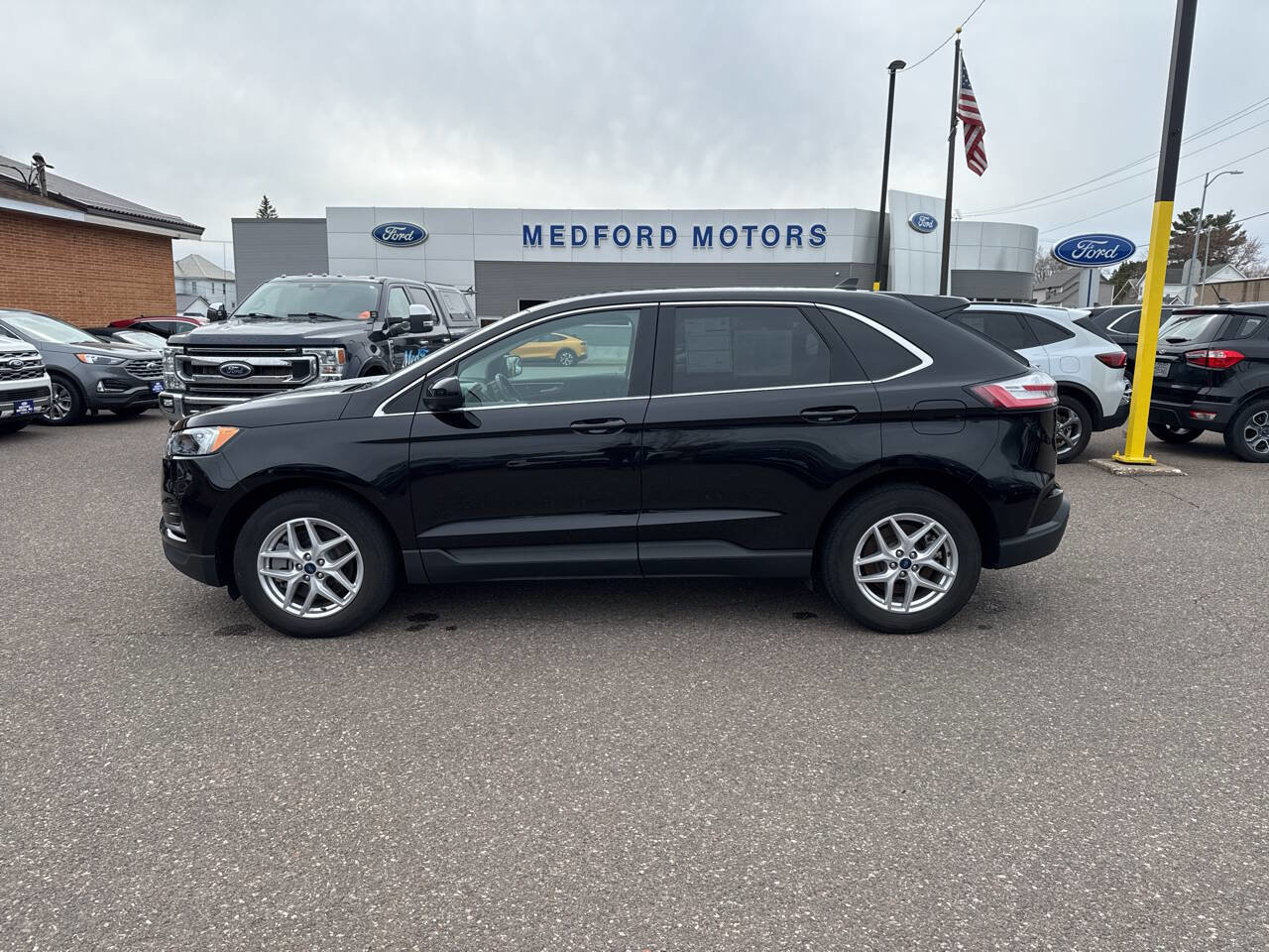 Certified 2024 Ford Edge SEL AWD/4WD image 10