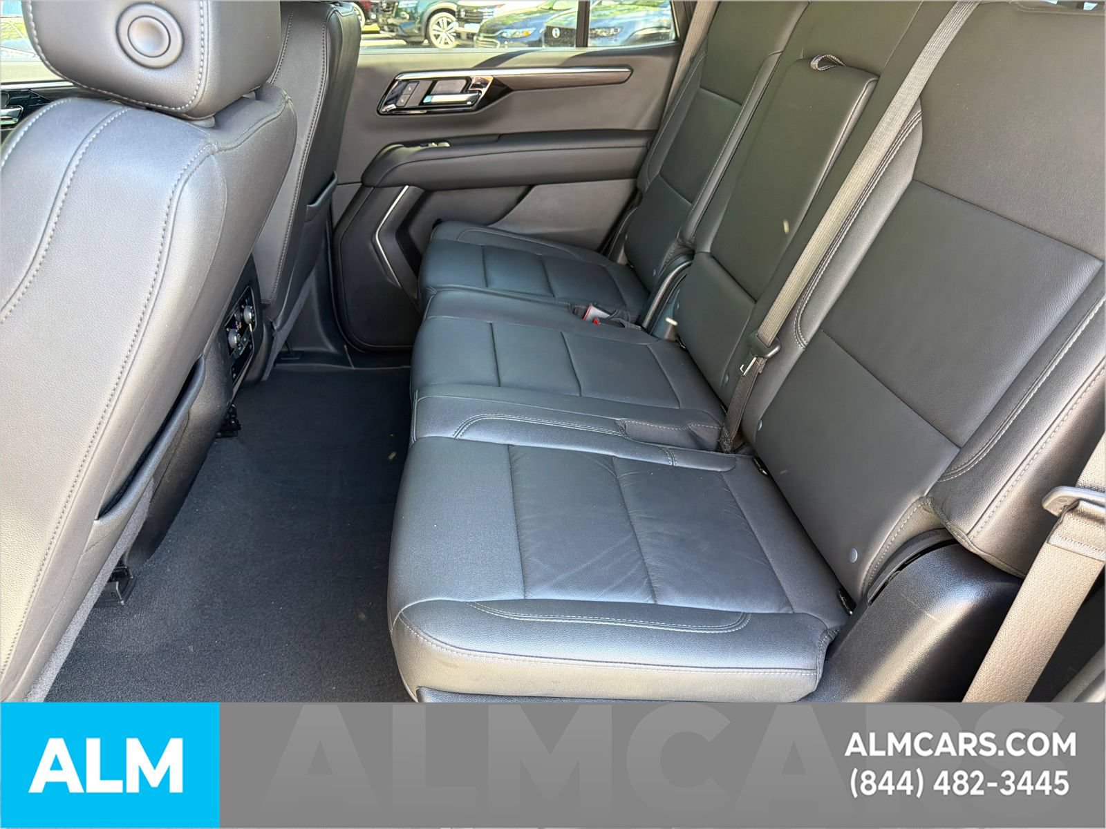 Used 2025 Chevrolet Tahoe LT AWD/4WD image 24