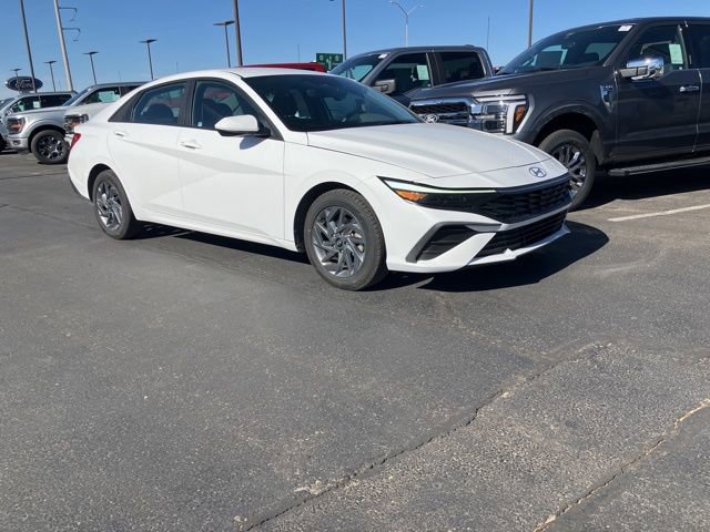 Used 2024 Hyundai Elantra SEL