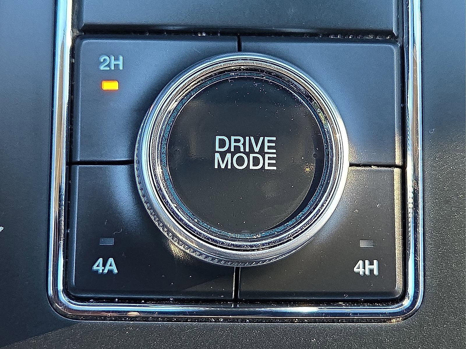 Certified 2024 Ford Expedition XLT image 19