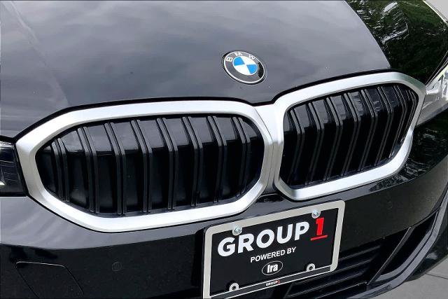 Used 2025 BMW 330i xDrive Sedan AWD/4WD image 32