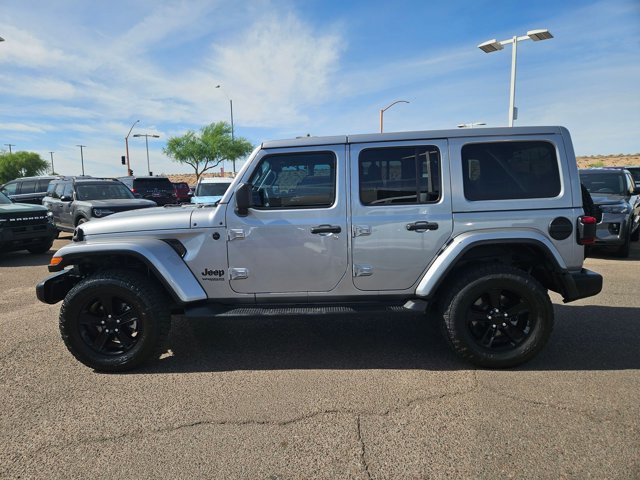 Used 2021 Jeep Wrangler Unlimited Sahara image 9