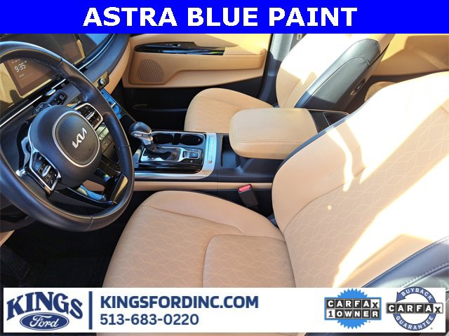 Used 2024 Kia Carnival EX image 24