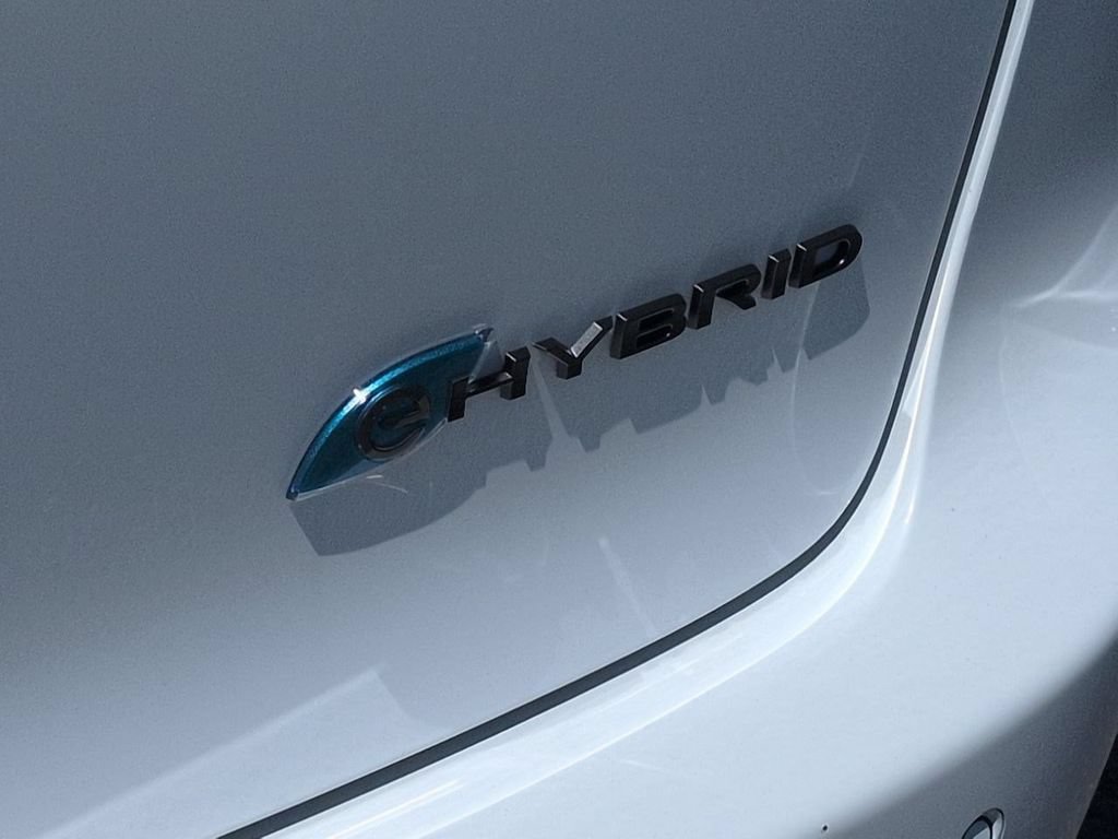 Used 2024 Chrysler Pacifica Limited FWD image 27