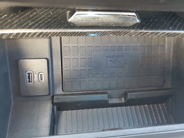 Certified 2022 Ford F350 Platinum w/ FX4 Off-Road Package image 28