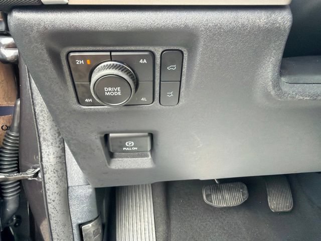 Certified 2025 Ford Expedition Active AWD/4WD image 44