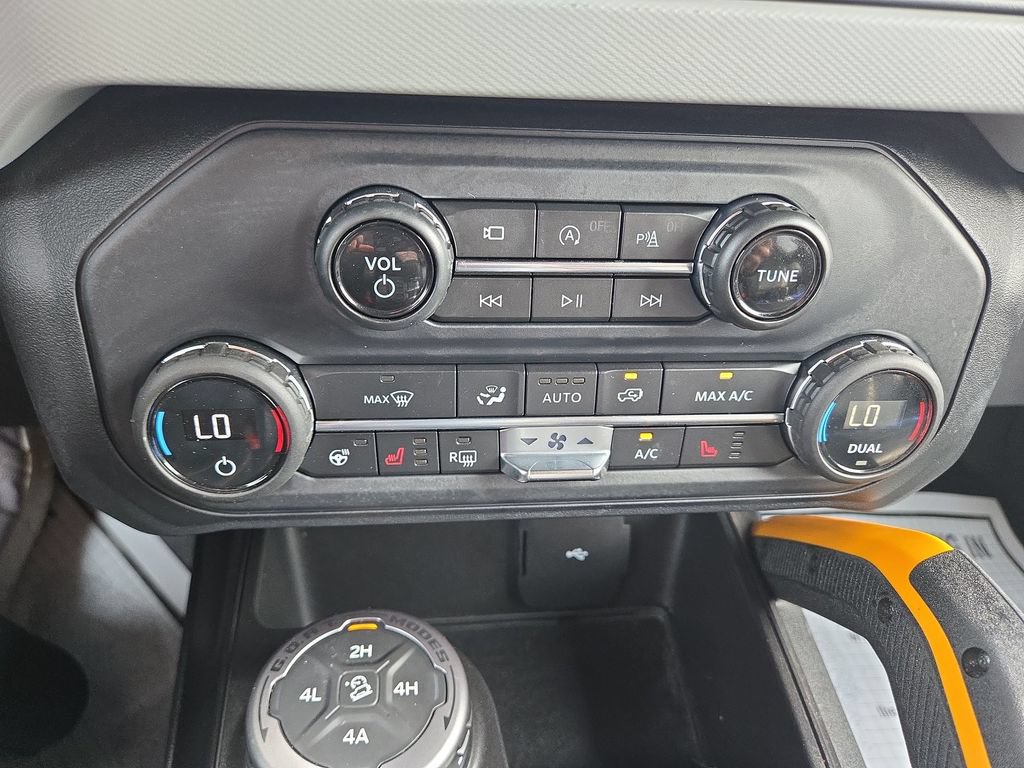 Certified 2021 Ford Bronco Badlands AWD/4WD image 11