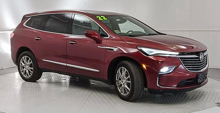 Used 2022 Buick Enclave Essence w/ Experience Buick Package