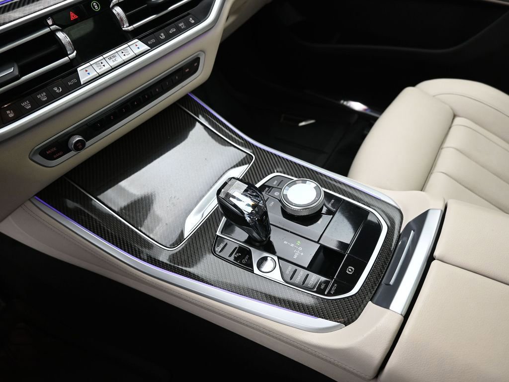 Used 2022 BMW X5 M50i w/ Executive Package image 51