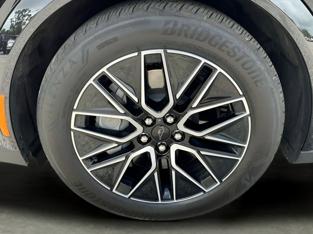 Certified 2025 Ford Mustang Mach-E Premium image 24