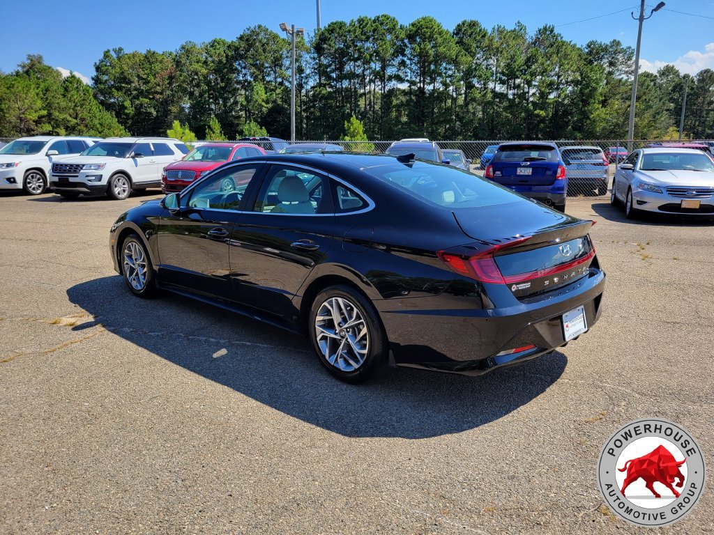 Used 2023 Hyundai Sonata SEL w/ Convenience Package FWD image 4