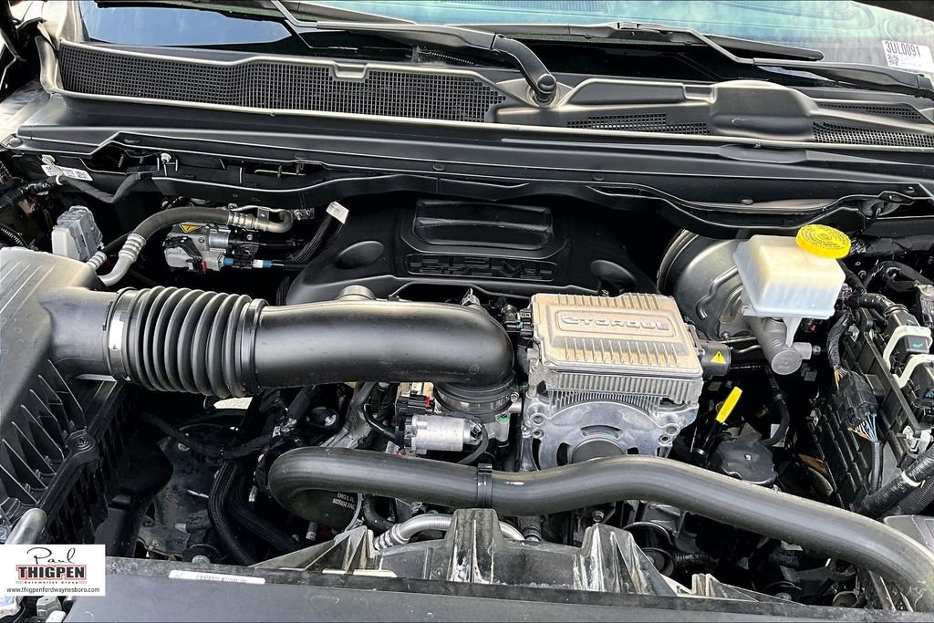 Used 2024 RAM 1500 Laramie AWD/4WD image 32