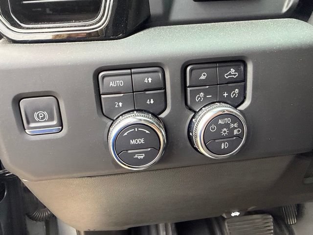 Used 2024 GMC Sierra 2500 AT4 w/ AT4 Premium Plus Package AWD/4WD image 41