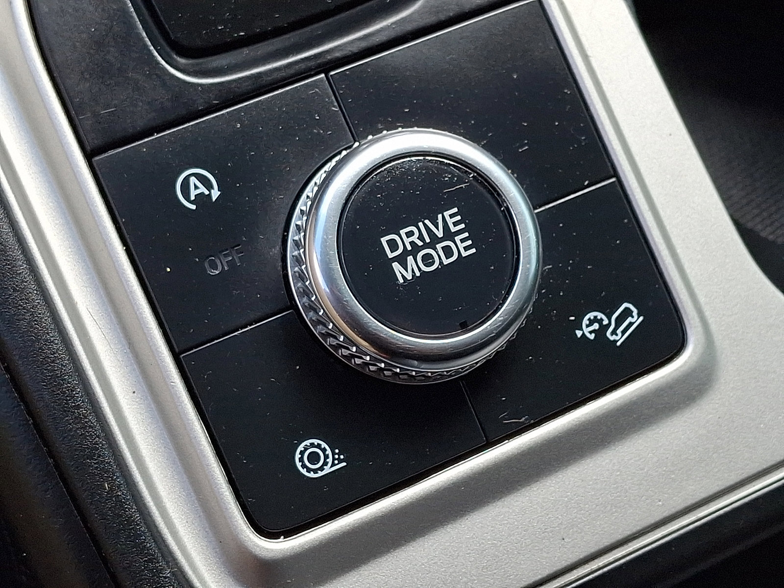 Certified 2021 Ford Explorer XLT image 25