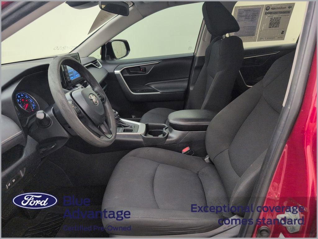 Used 2019 Toyota RAV4 LE AWD/4WD image 8