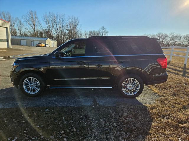 Certified 2023 Ford Expedition XLT image 8