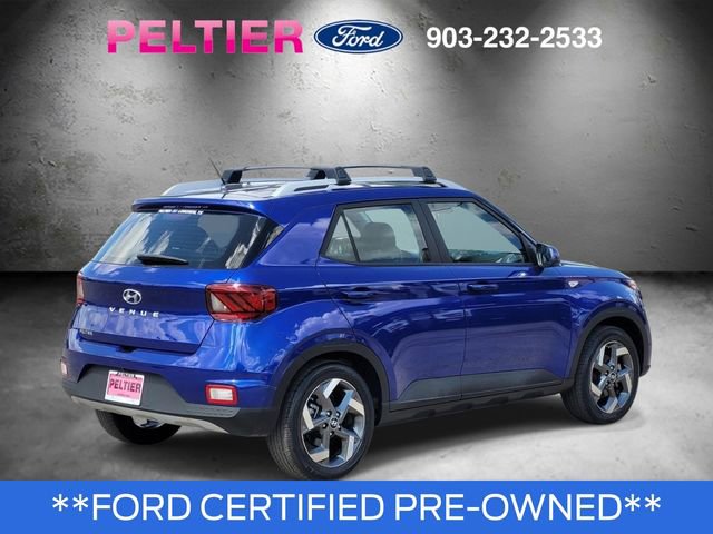 Used 2023 Hyundai Venue Limited FWD image 4