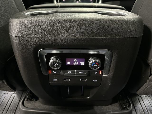 Used 2025 GMC Yukon XL Elevation w/ Elevation Premium Package image 39