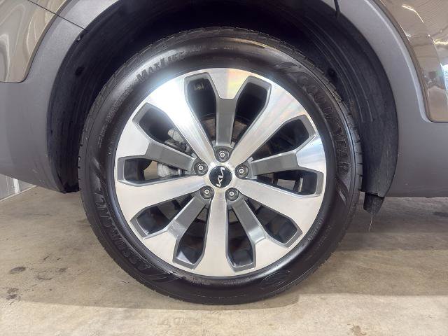 Used 2022 Kia Telluride S FWD image 22