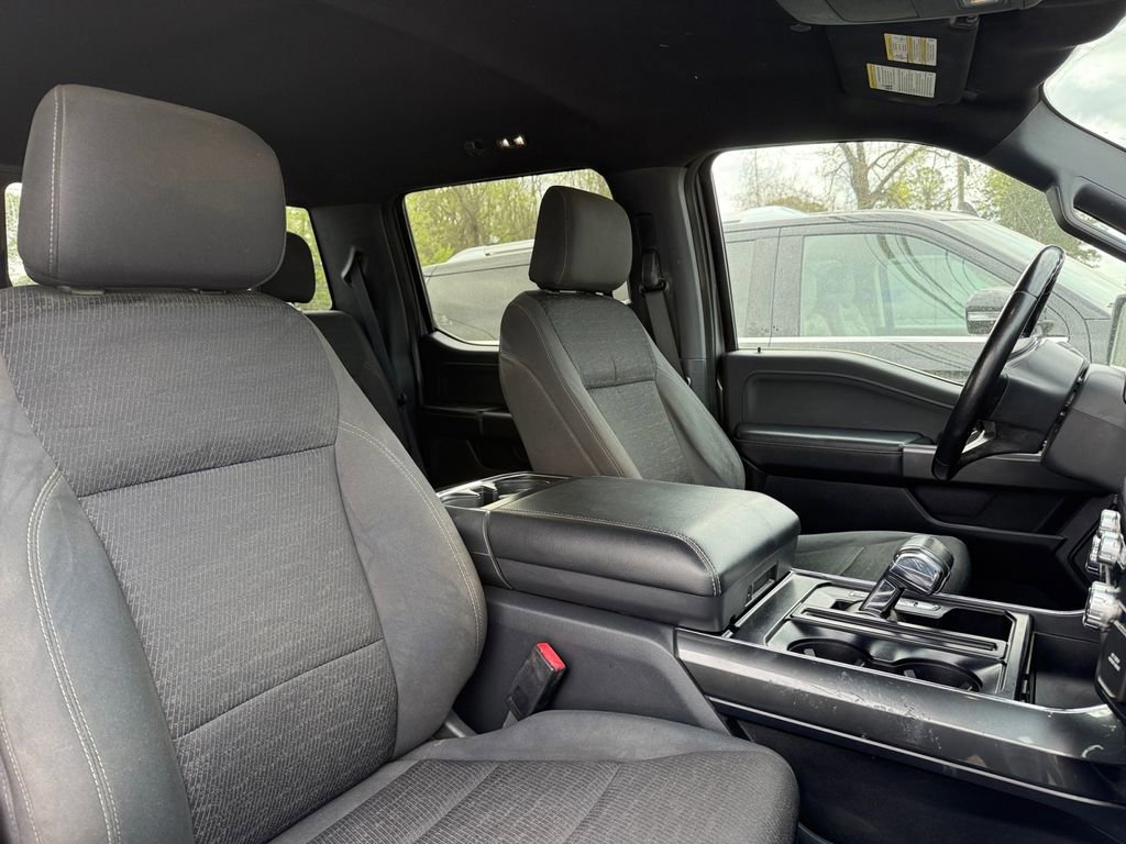 Certified 2022 Ford F150 XLT w/ Equipment Group 302A High image 17