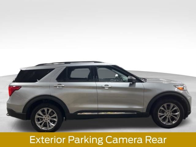Certified 2022 Ford Explorer XLT w/ Equipment Group 202A image 2