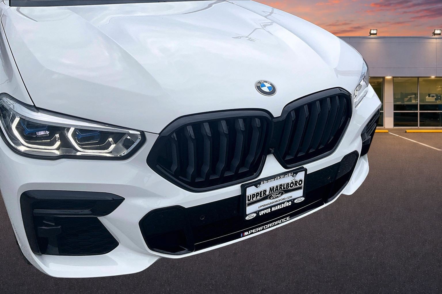Used 2023 BMW X6 M50i w/ Executive Package AWD/4WD image 28