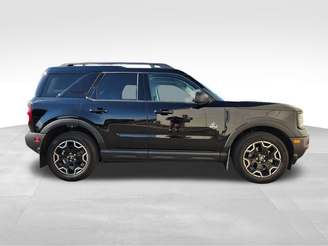 Certified 2025 Ford Bronco Sport Outer Banks w/ Outer Banks Tech Package+ AWD/4WD image 11