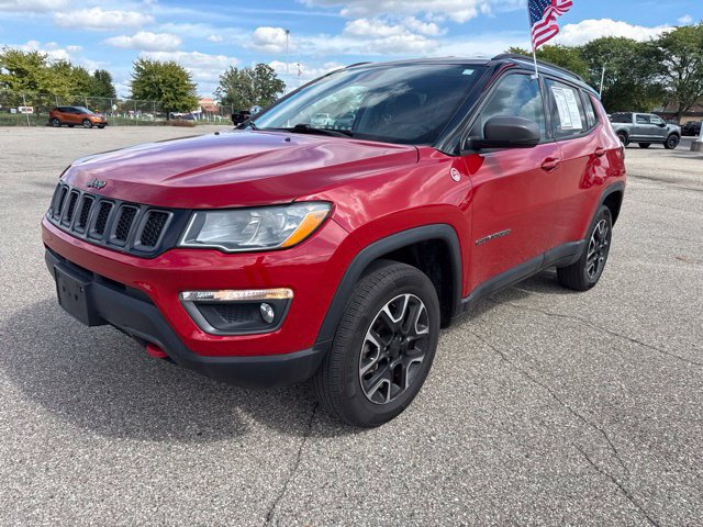 Used 2020 Jeep Compass Trailhawk AWD/4WD image 2