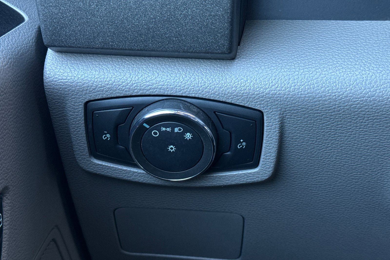 Certified 2021 Ford F350 XL w/ Power Equipment Group image 29