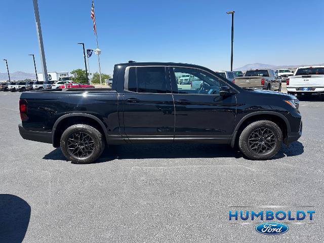 Used 2023 Honda Ridgeline Black Edition image 4