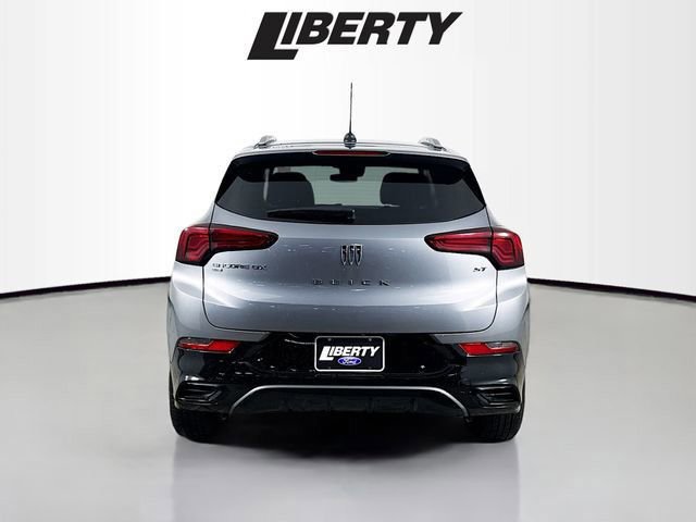 Used 2024 Buick Encore GX Sport Touring image 4