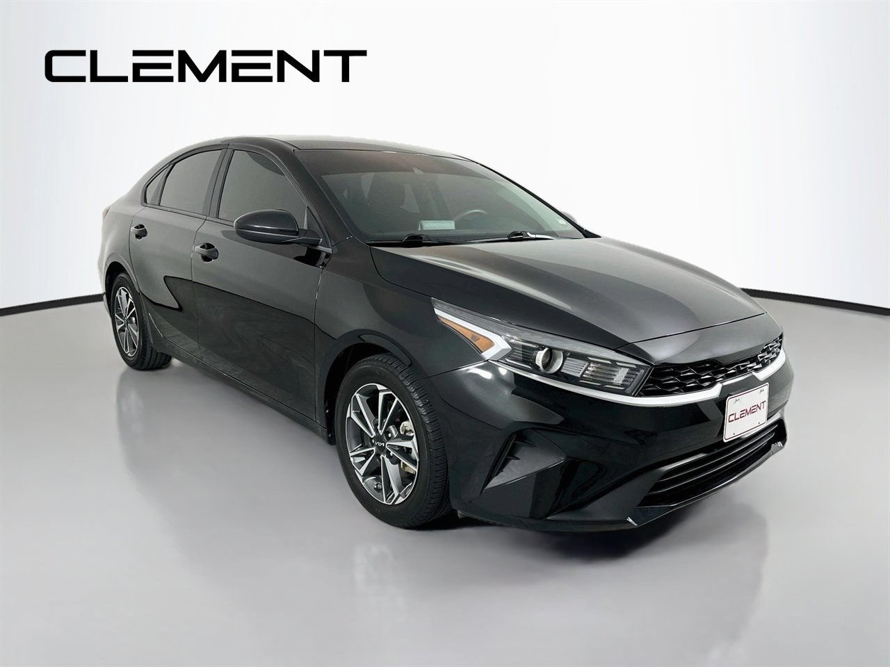 Used 2024 Kia Forte LXS FWD image 5