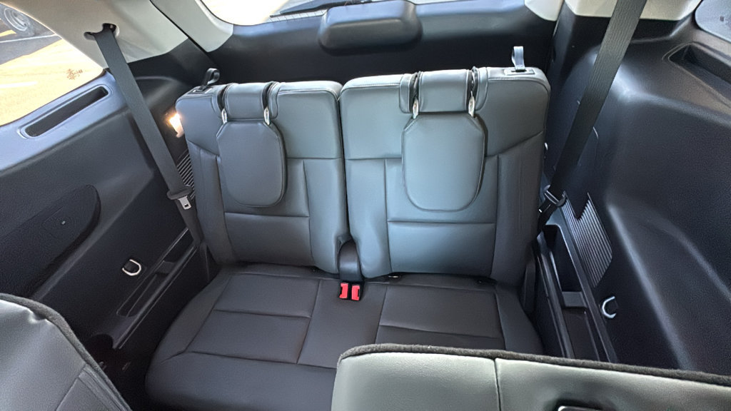 Certified 2025 Ford Explorer Active w/ Active Comfort Package RWD image 24