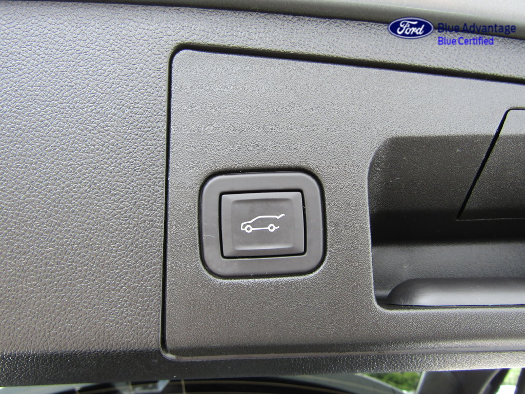 Used 2024 Cadillac XT4 Sport AWD/4WD image 30