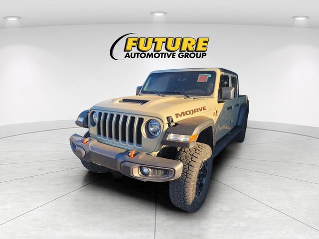 Used 2022 Jeep Gladiator Mojave w/ Dual Top Group AWD/4WD image 3
