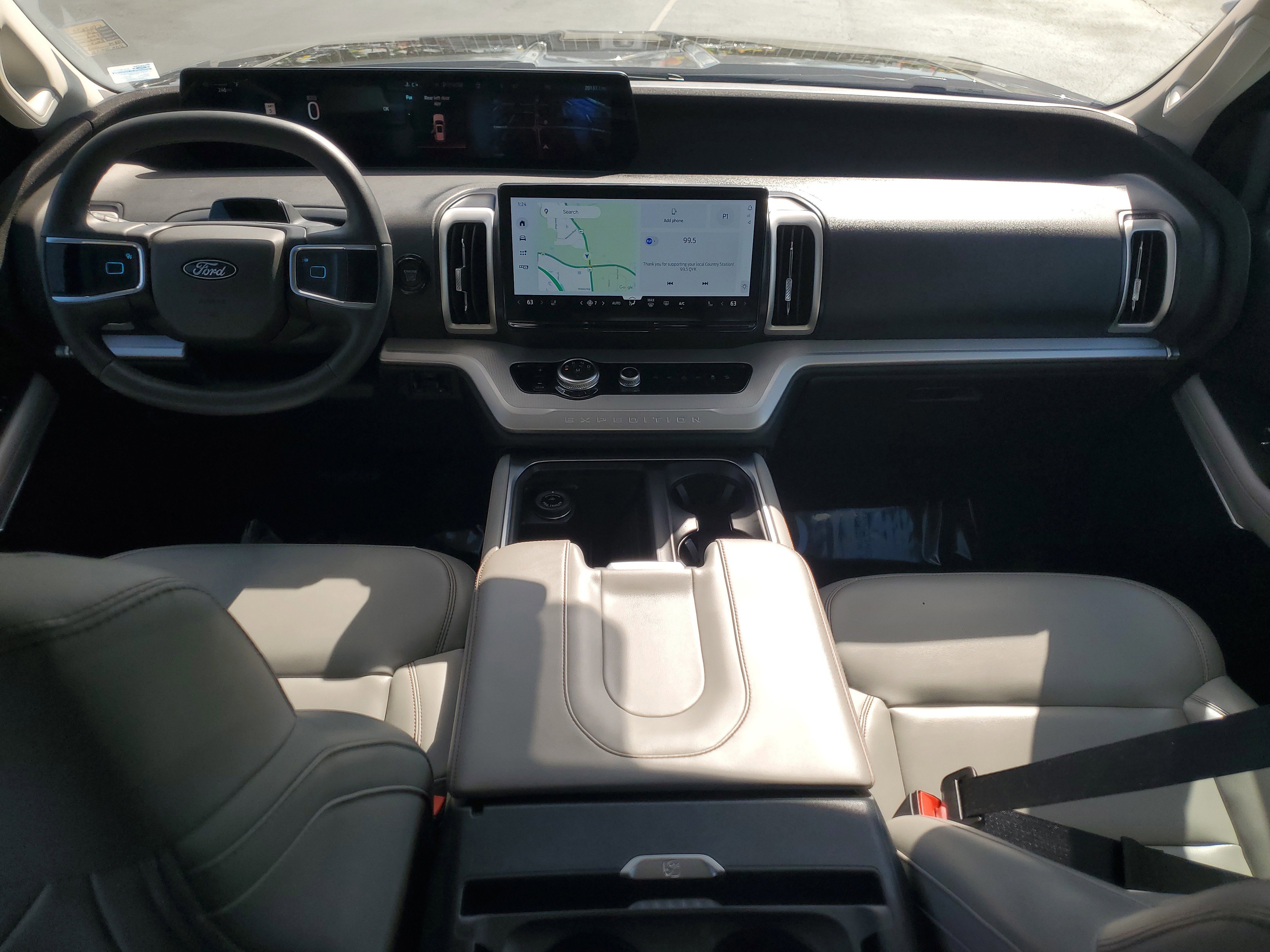 Certified 2025 Ford Expedition Active image 16