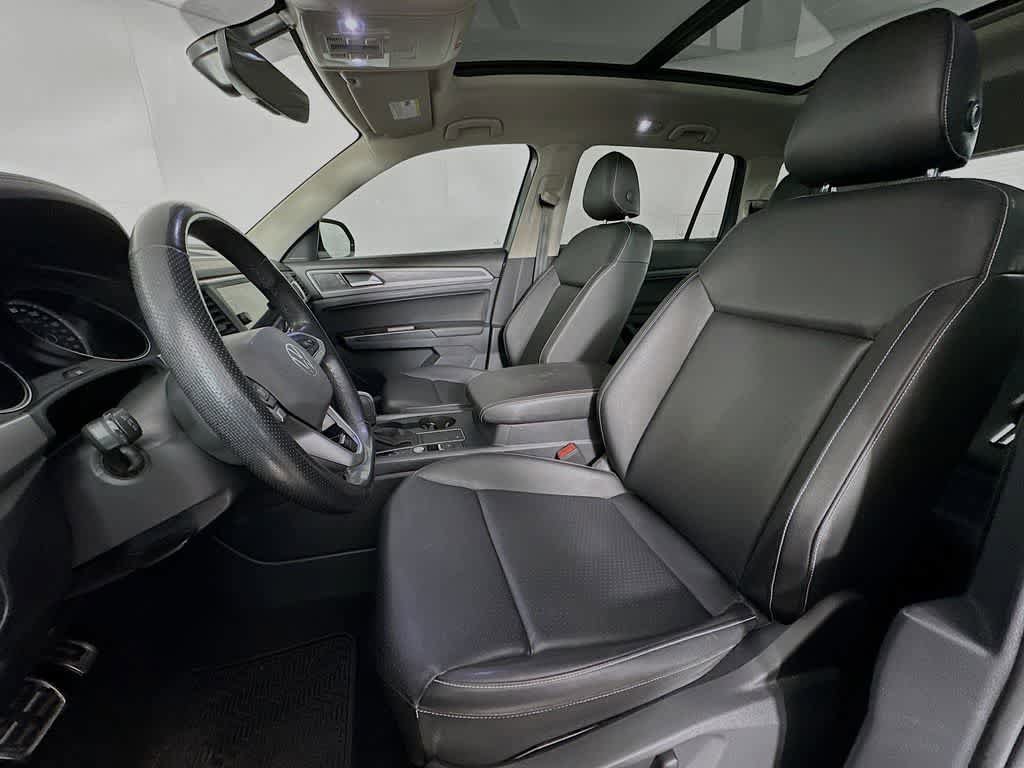 Used 2021 Volkswagen Atlas SE FWD image 12