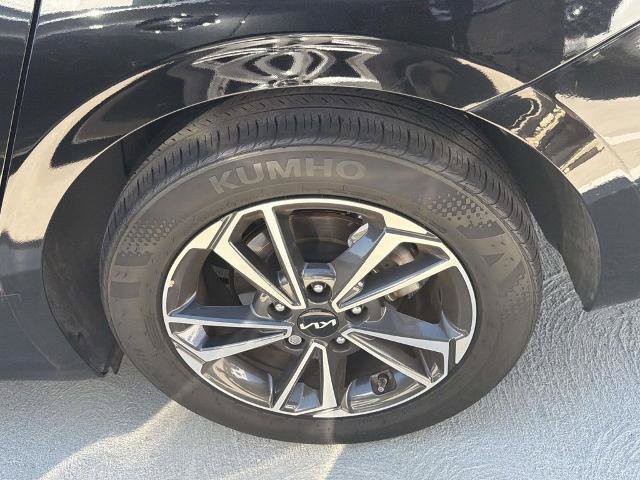 Used 2024 Kia Forte LXS FWD image 21