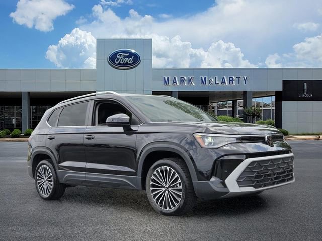 Used 2025 Volkswagen Taos SE FWD image 7