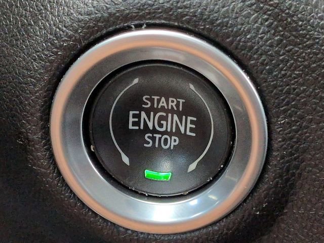 Used 2022 Chevrolet Silverado 1500 LT w/ Z71 Off-Road Package AWD/4WD image 27