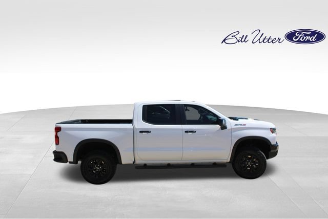 Used 2024 Chevrolet Silverado 1500 ZR2 w/ Technology Package AWD/4WD image 4