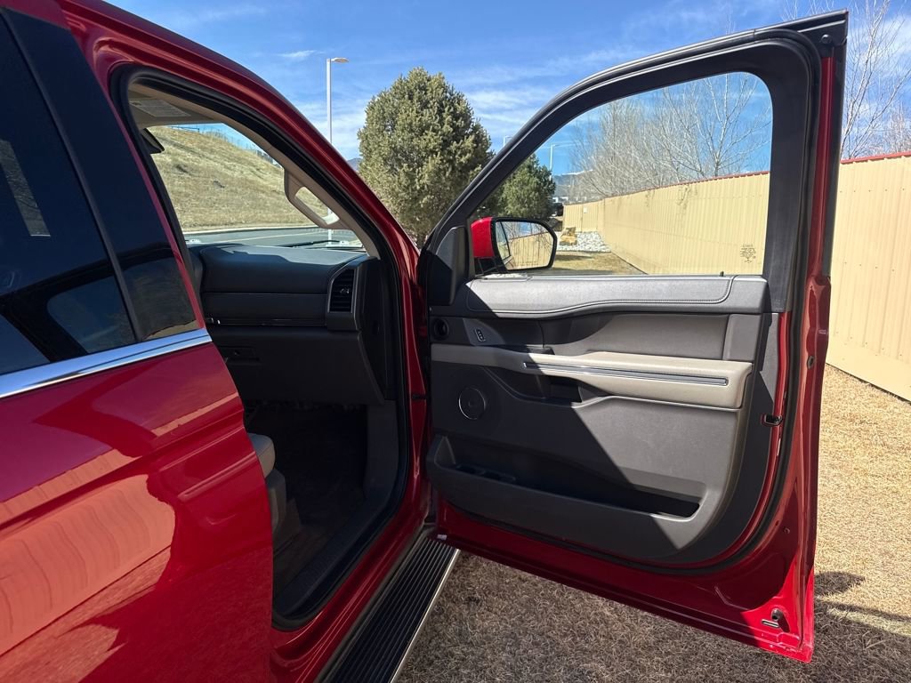 Certified 2021 Ford Expedition XLT image 26