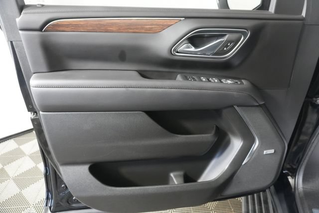Used 2024 Chevrolet Tahoe High Country AWD/4WD image 39