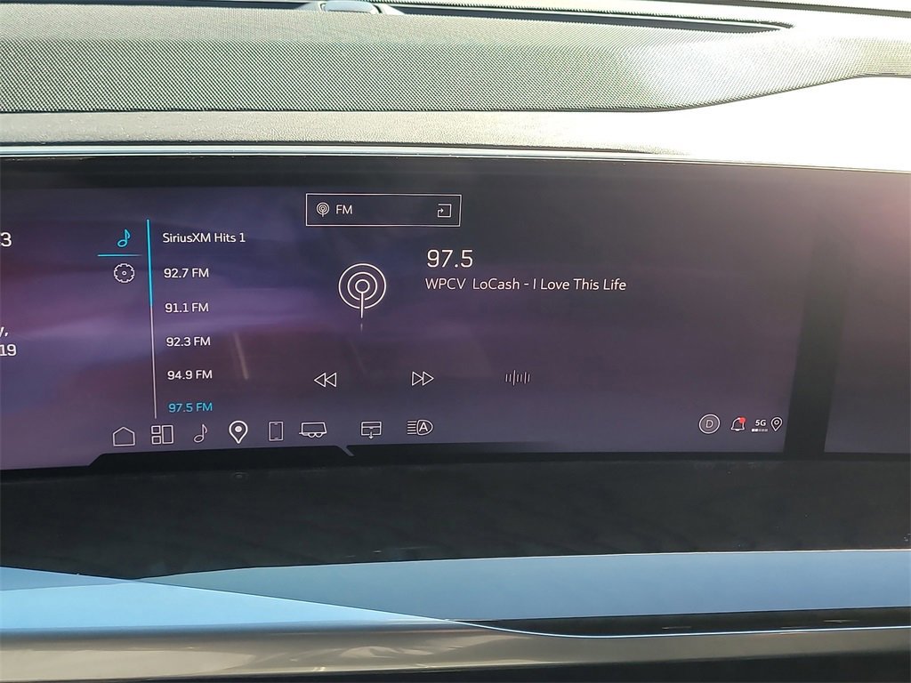 Used 2025 Cadillac Escalade ESV Sport Platinum image 22