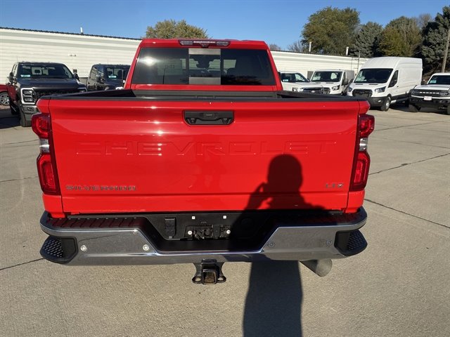 Used 2024 Chevrolet Silverado 2500 LTZ w/ LTZ Premium Package image 4