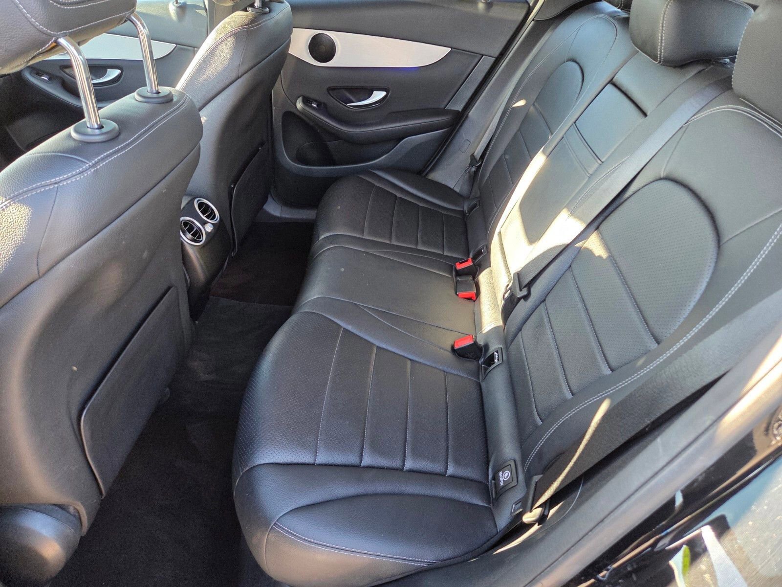 Used 2022 Mercedes-Benz GLC 300 image 11