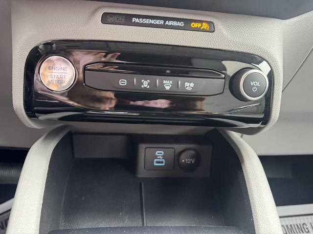 Certified 2023 Ford Escape SE w/ Class II Trailer Tow Package image 26