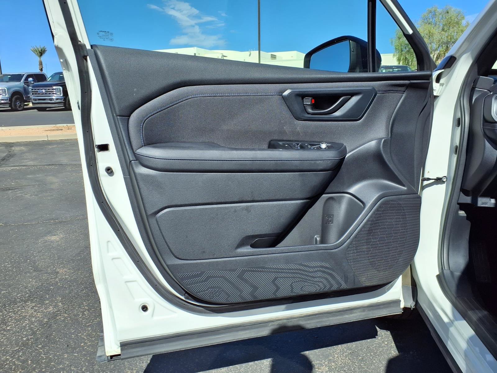 Used 2025 Subaru Forester Premium AWD/4WD image 21