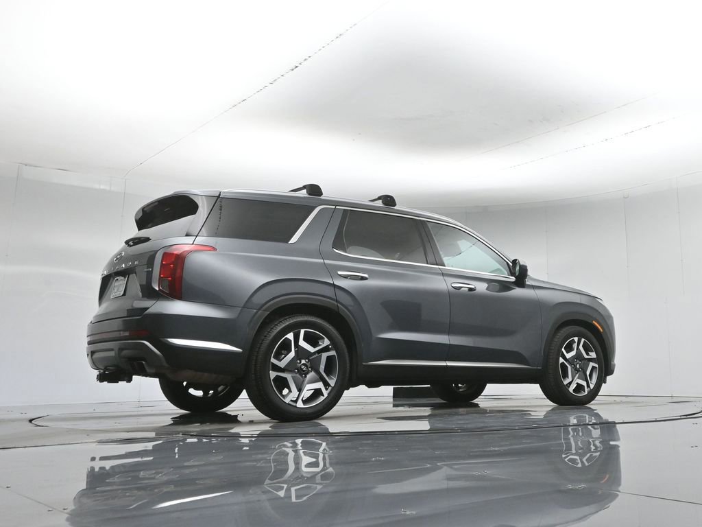 Used 2023 Hyundai Palisade Limited w/ Cargo Package AWD/4WD image 15