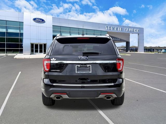 Certified 2019 Ford Explorer Limited w/ Ford Safe & Smart Package FWD image 3